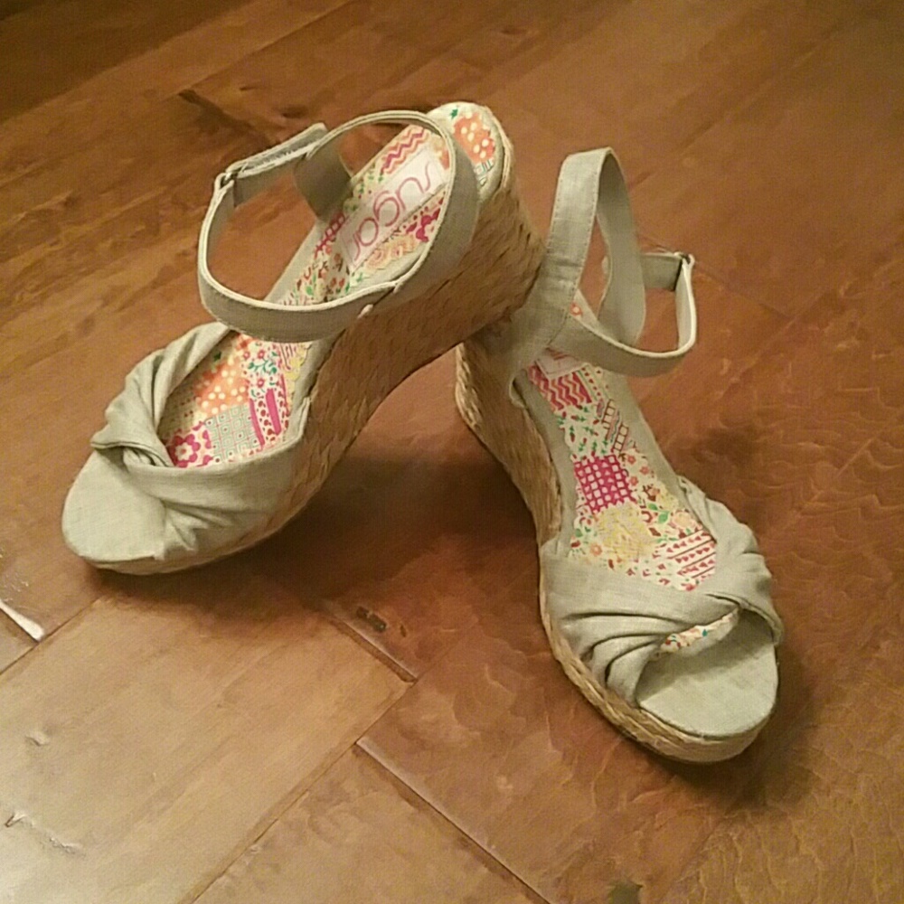 Summer wedges, Sugar brand, size 8
